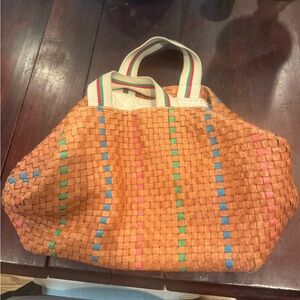 *Original not copied. Clare v. bateau tote handwoven. Amazing. From @mamasandy4